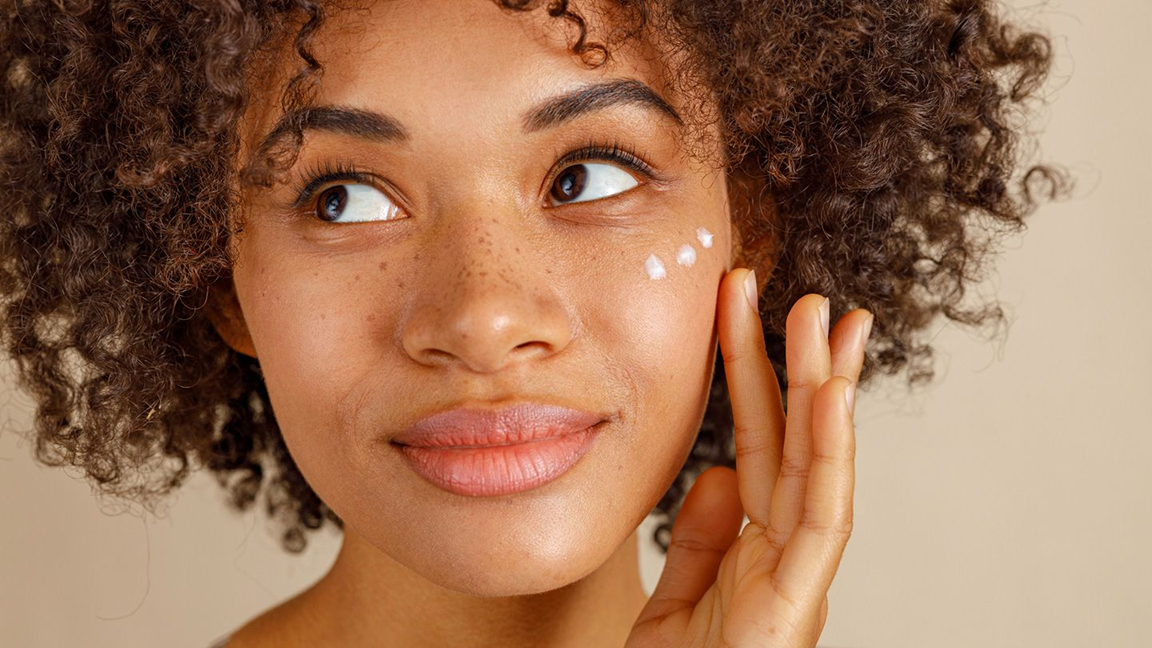 Best Natural Ingredients to Fade Dark Spots and Even Skin Tone